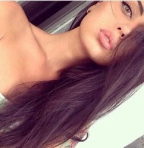 Индивидуалка Брюнеточка